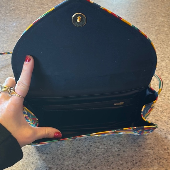 Vintage Retro Red and Yellow Crossbody Bag with Geometric‎ Pattern - Picture 4 of 7